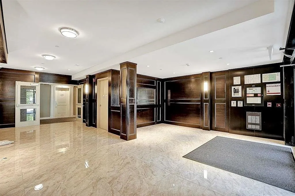 2 bed, 891 sqft, $2,500 — Photo 3