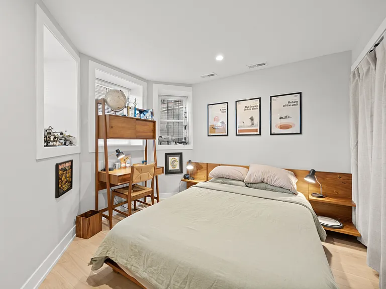2451 N Albany Ave #1 — Photo 14