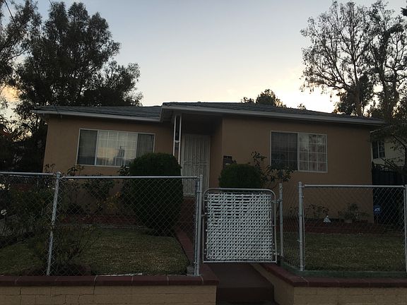 4th image of 853 El Paso Dr