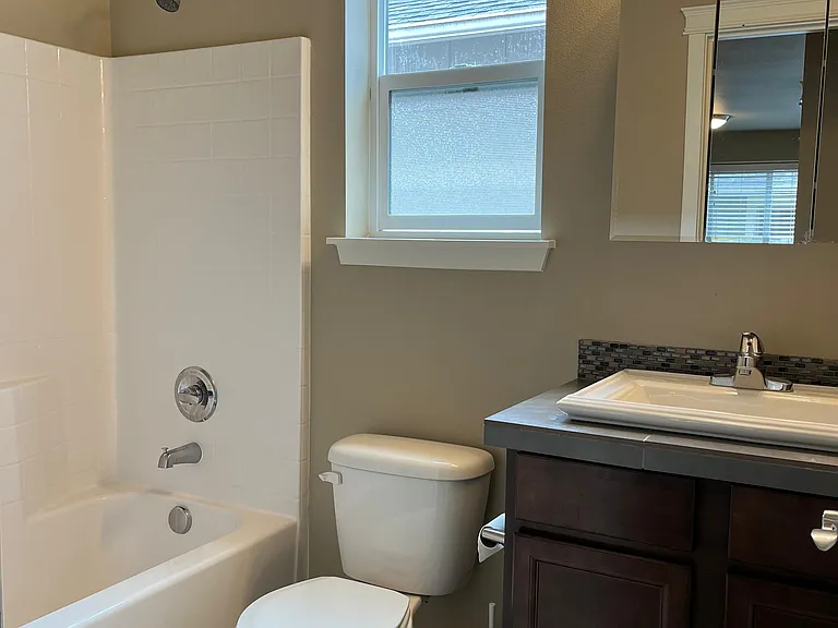 3831 Maritime Dr SW — Photo 9