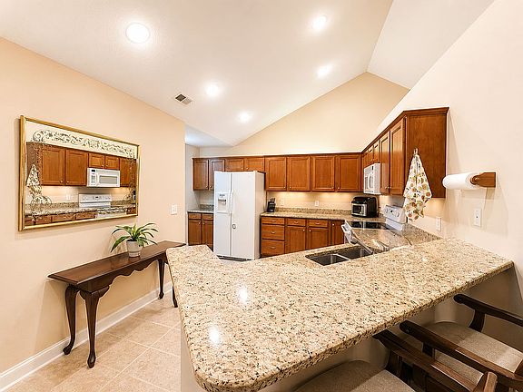 5th image of 76 Mountain Meadow Cir