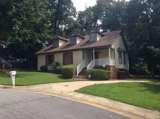 33 Barrett Pl, Greensboro, NC 27455