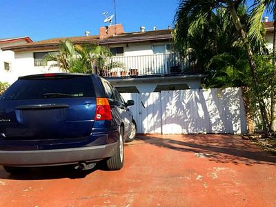 2362 NE 172nd St, North Miami Beach, FL, 33160