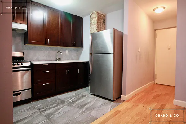 Rented by Grand & Co. | media 28