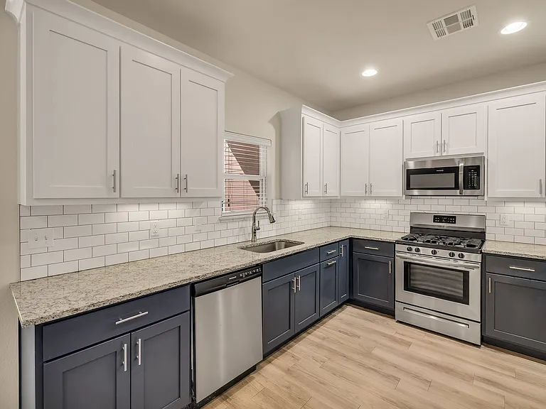 3503 E 21st St #3505 — Photo 7