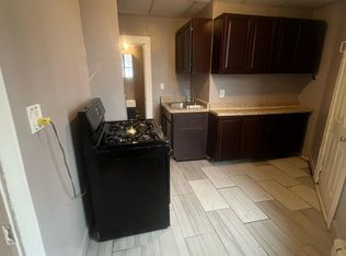 523 New Point Rd #1M, Elizabethport, NJ 07206