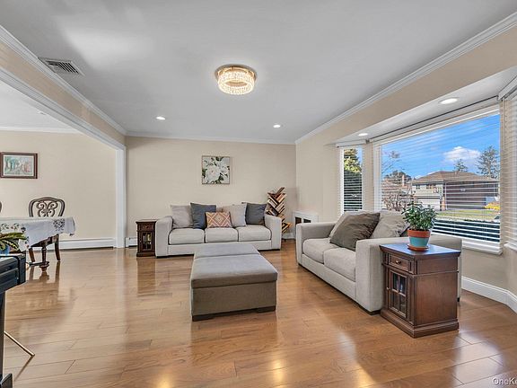 2nd image of 5 Hillvale Road