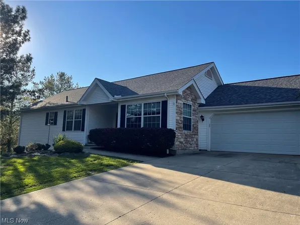 701 Grand View Ln, Aurora, OH 44202