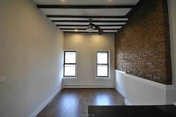 Rented by Arché Nest | media 10