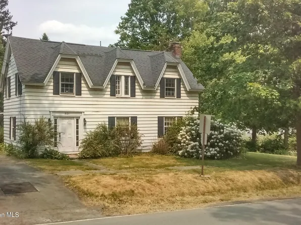 321 Maple St, Montrose, PA 18801