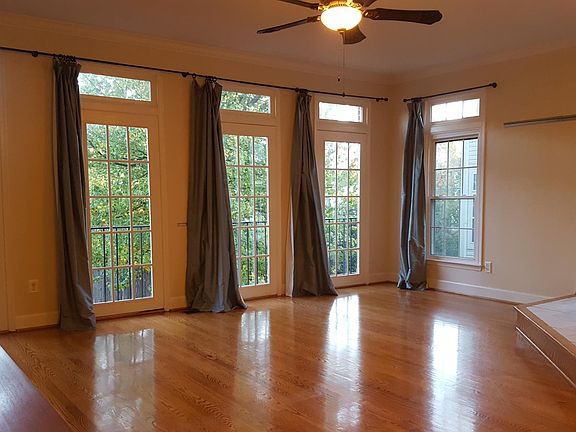2nd image of 3800 Charles Ave