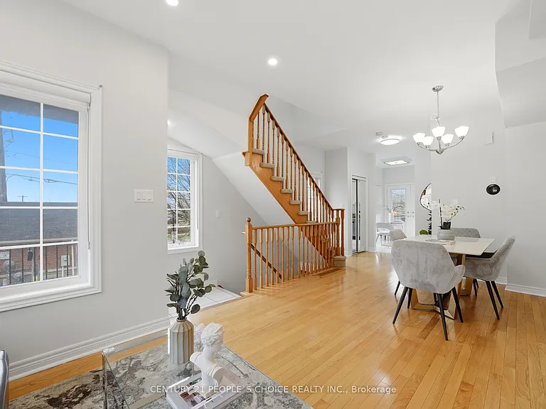 1330 Altona Rd #1 — Photo 5