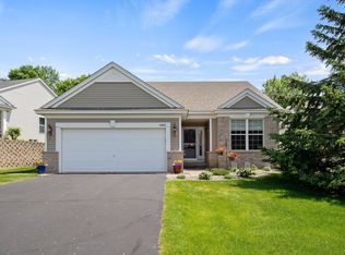 10889 Thone Rd, Woodbury, MN 55129