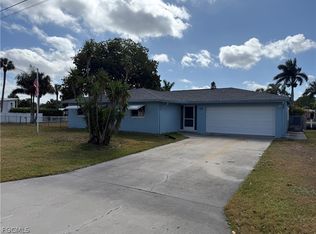 72 Cardinal Dr, North Fort Myers, FL 33917