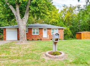 1024 Linden St, East Alton, IL 62024