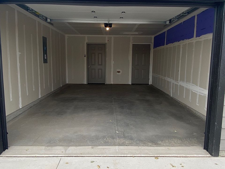 Garage_11152023