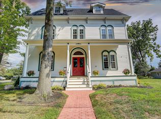 421 N Main St, Hightstown, NJ 08520