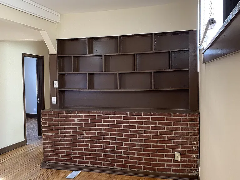 2918 Dupont Ave N #1 — Photo 4