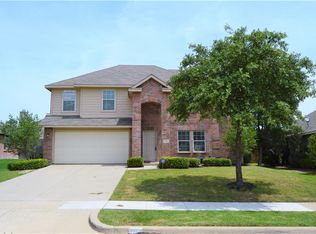904 Oakcrest Dr, Wylie, TX 75098