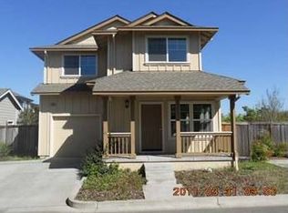 1330 Trombetta St, Santa Rosa, CA 95407