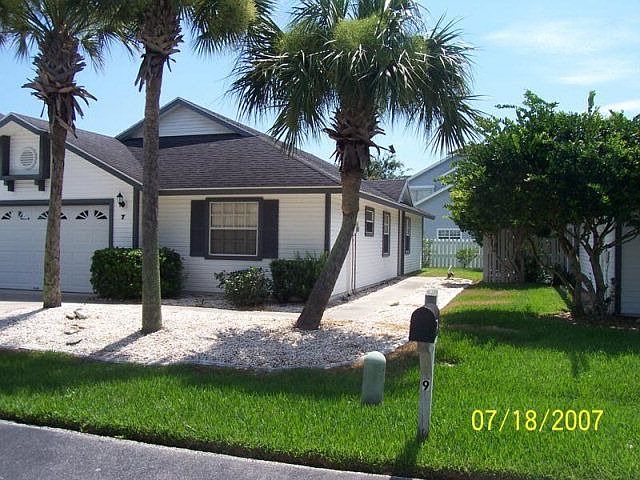 1st image of 7 Avalon Ln