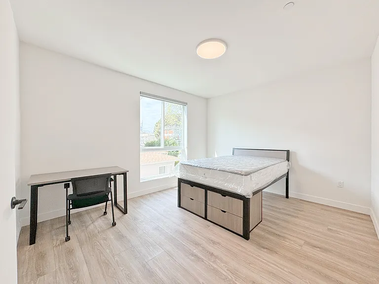 1743 Armacost Ave — Photo 33