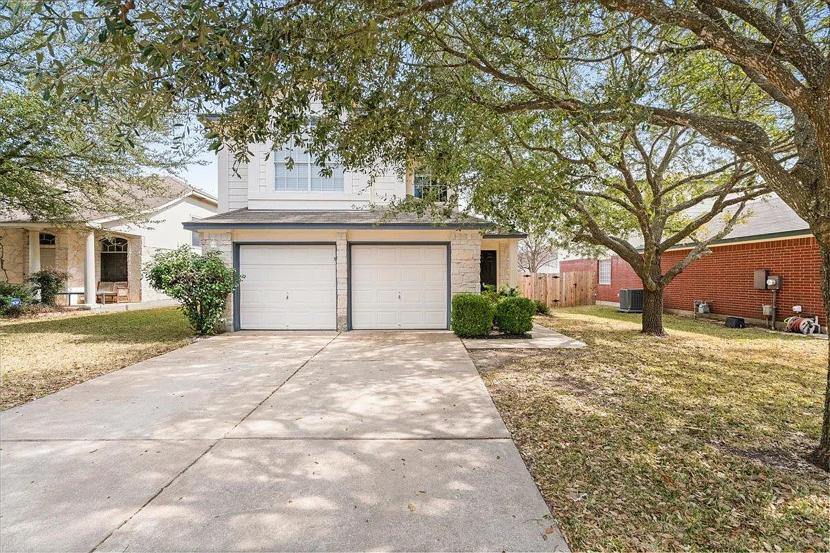 3 bed, 2.5 bath, 1412 sqft, $1,950 — Photo 2