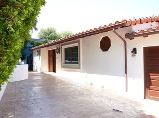 5225 Baza Ave, Woodland Hills, CA 91364