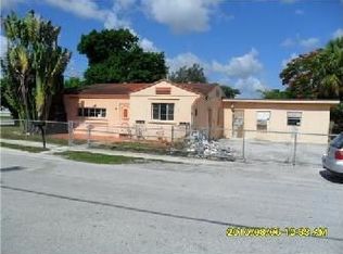 1100 W 26th St, Riviera Beach, FL 33404
