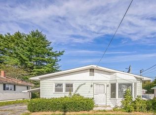 86 Summit Ave, Lewiston, ME 04240