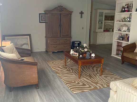 3rd image of 490 La Buona Vita Dr #490