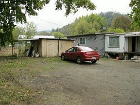 2nd image of 579 Glengary Loop Rd