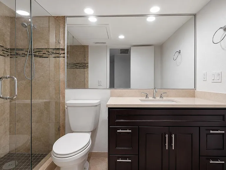 15909 Stillwood St #1085 — Photo 4