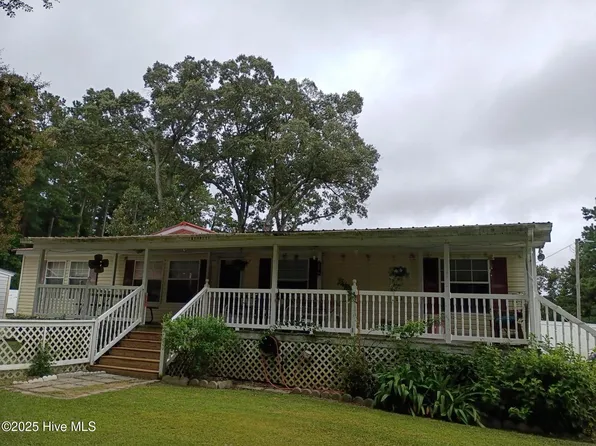 1268 Fred Powell Road, Whiteville, NC 28472