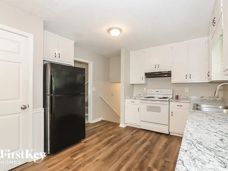 4315 Marjorie Rd — Photo 6