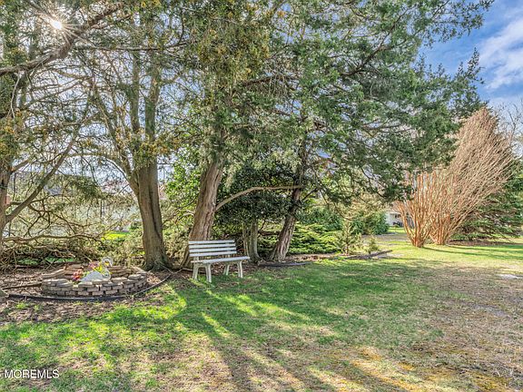 3rd image of 496 Saint Thomas Drive