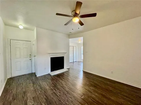 1114 Holly St #1114, Irving, TX 75061