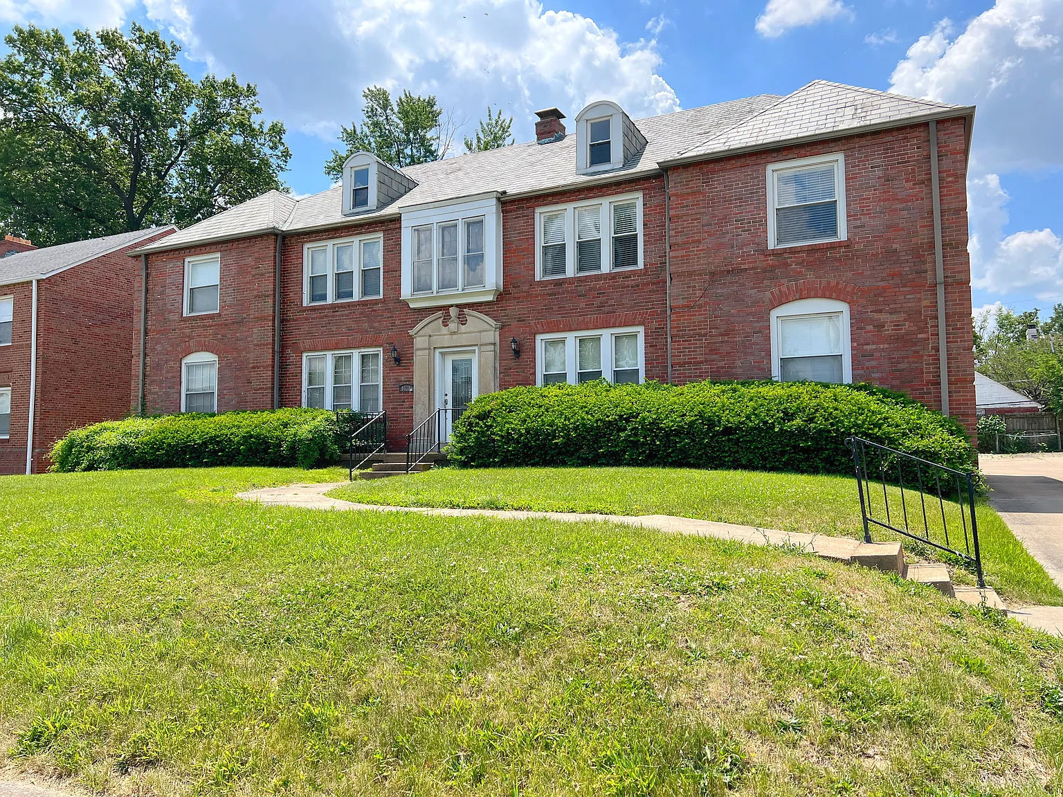 2 bed, $1,495 — Photo 1