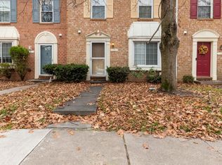 7 Hamlet Dr, Owings Mills, MD 21117