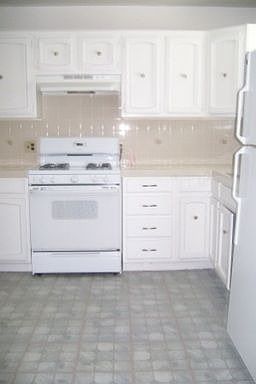 5th image of 148 Cypress Ave #B