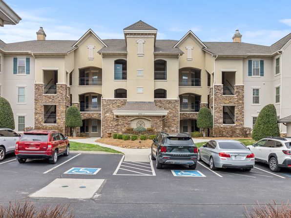 565 Rarity Bay Pkwy APT 302