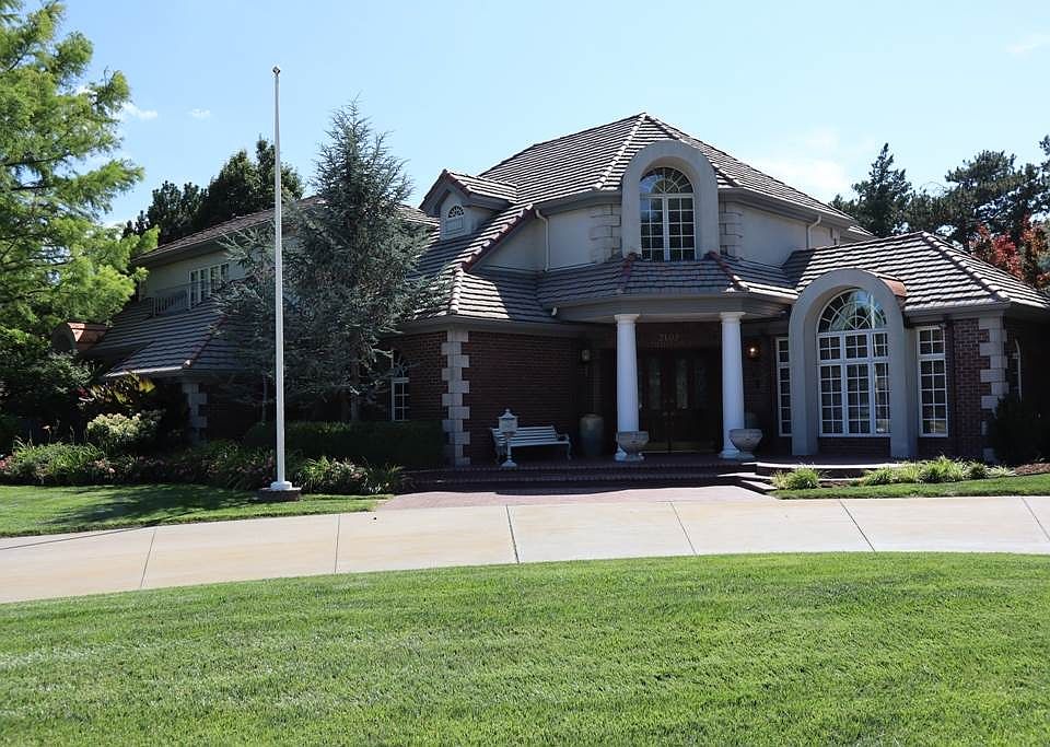1st image of 2103 E Crescent Dr