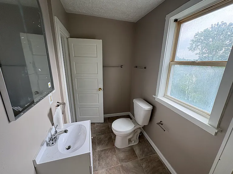 118 Watson Ave #2 — Photo 6