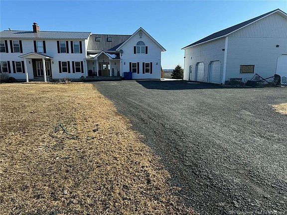 3rd image of 980 Hodgdon Rd