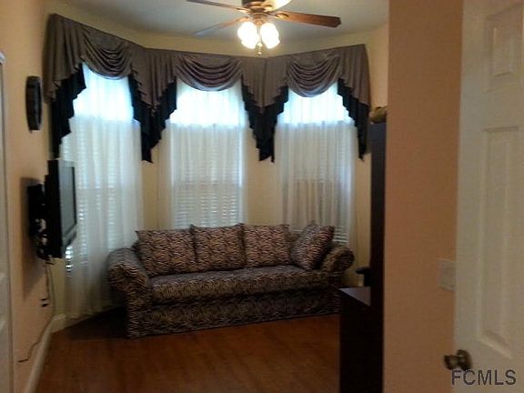 3rd image of 20 Peninsula Ln