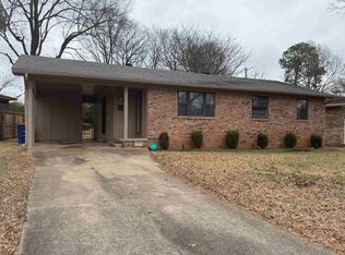 5606 Applewood Dr, N Little Rock, AR 72118