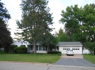 240 Woodland Dr, Wisconsin Rapids, WI 54494