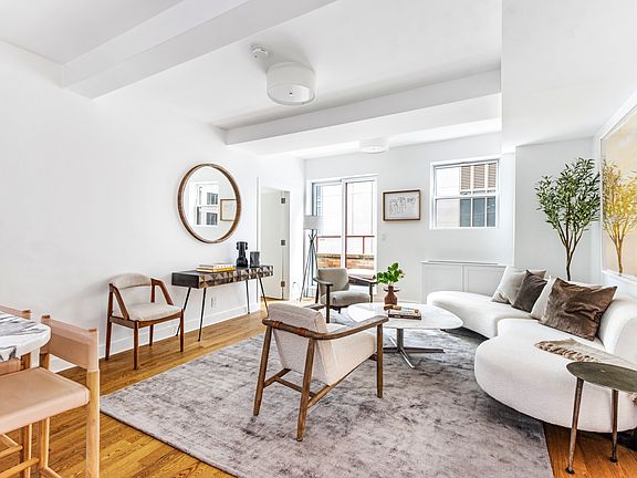 2nd image of 40 E 61st St APT 12A