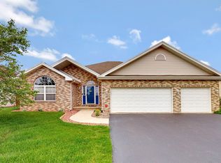 25764 S Hoover St, Monee, IL 60449