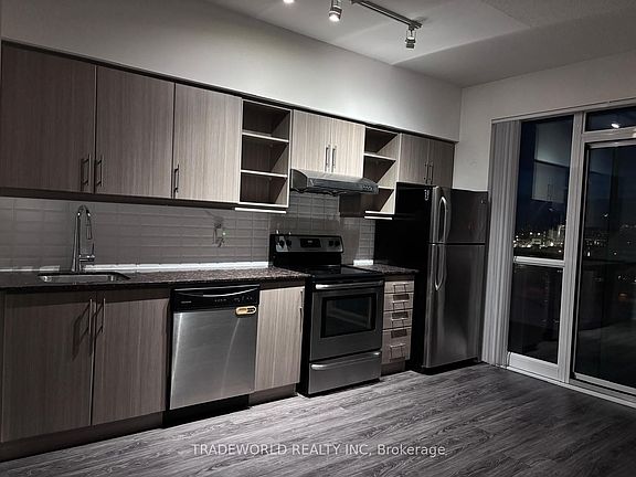 5th image of 160 Vanderhoof Ave #508